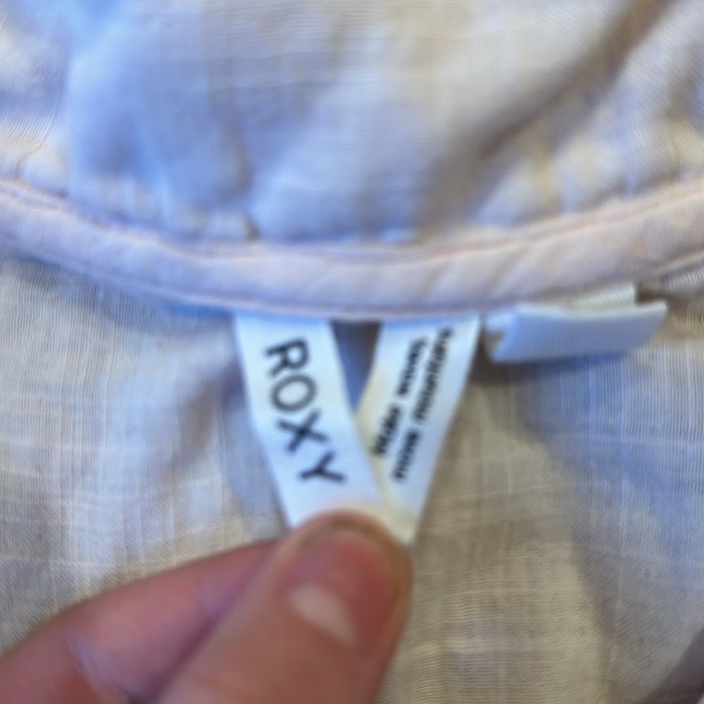 Pink Roxy blouse - Picture 2 of 2